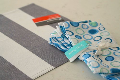 making cushions using napkins and placemats