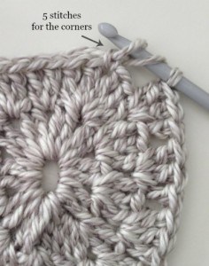 corners of Easy DIY Crochet Blanket