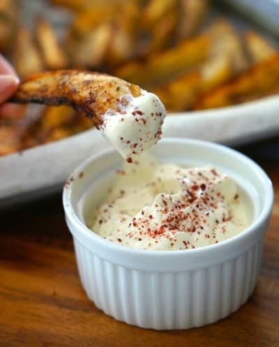 Sumac Spiced Wedges and Yoghurt dipping sauce