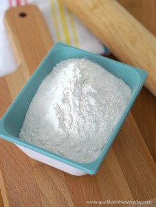 Easy Gluten Free Flour Mixes