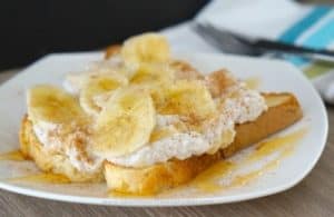 Healthy Breakfast Ricotta, Honey and Banana on Toast