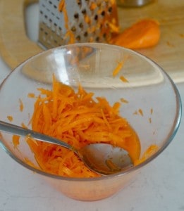 Pickled Carrots for Easy Chicken Bahn Mi