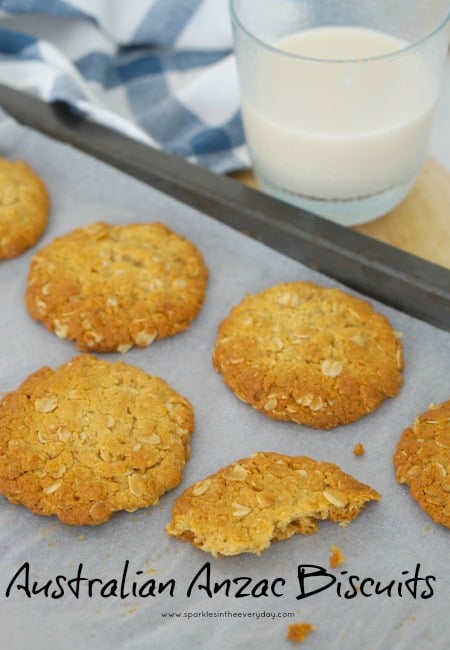 Australian Anzac Biscuits - delicious and easy recipe